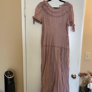 Doen lavender dress size M GUC.